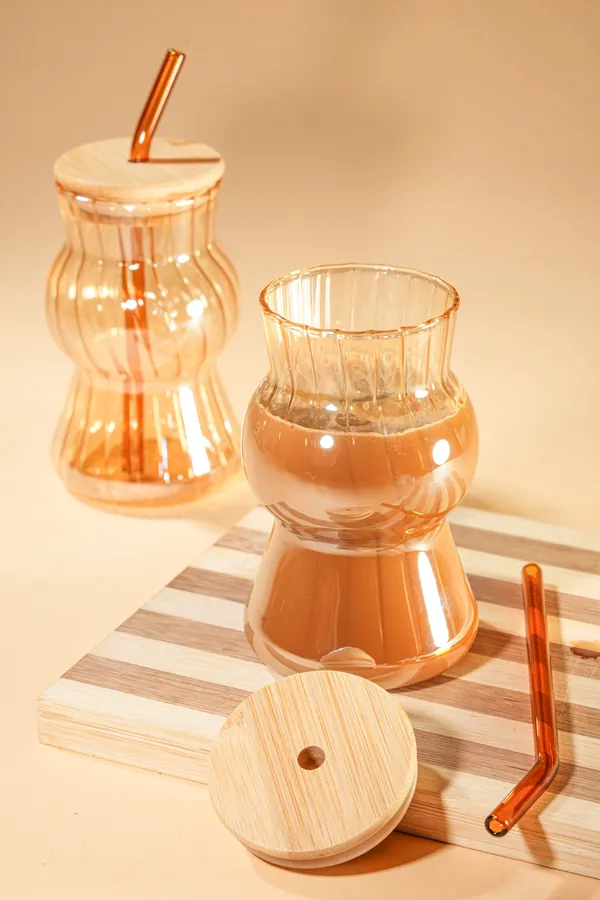 Amber_Wave_Glass_Tumbler_With_Wooden_Lid_Glass_Straw_Set_Of_2_480Ml