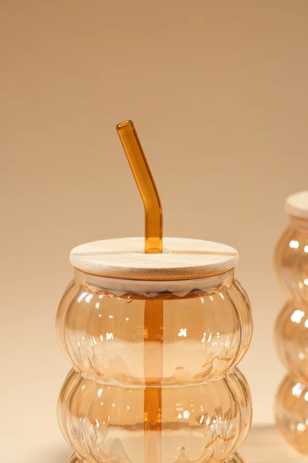 Amber_Hive_2_0_Glass_Tumbler_With_Wooden_Lid_Glass_Straw_Set_Of_2_600Ml