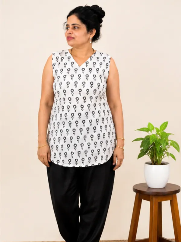 White_Floral_Print_Sleeveless_Top