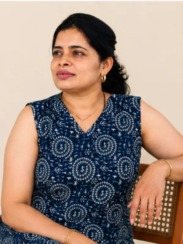 Navy_Blue_Warli_Tribal_Print_Sleeveless_V-Neck_Top