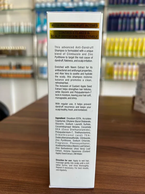 Go_Dan_Anti-Dandruff_Shampoo_With_Neem,_Aloe_Vera_And_Sitophal_Extracts_-_200Ml