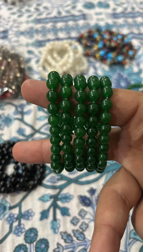 Green_Natural_Jade_Stone_Bracelet_For_Unisex_(Pack_of_4)