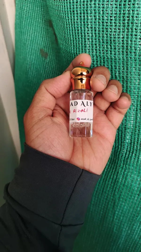 Musk_Rizali_Attar_Premium_Long_Lasting_Fragrance