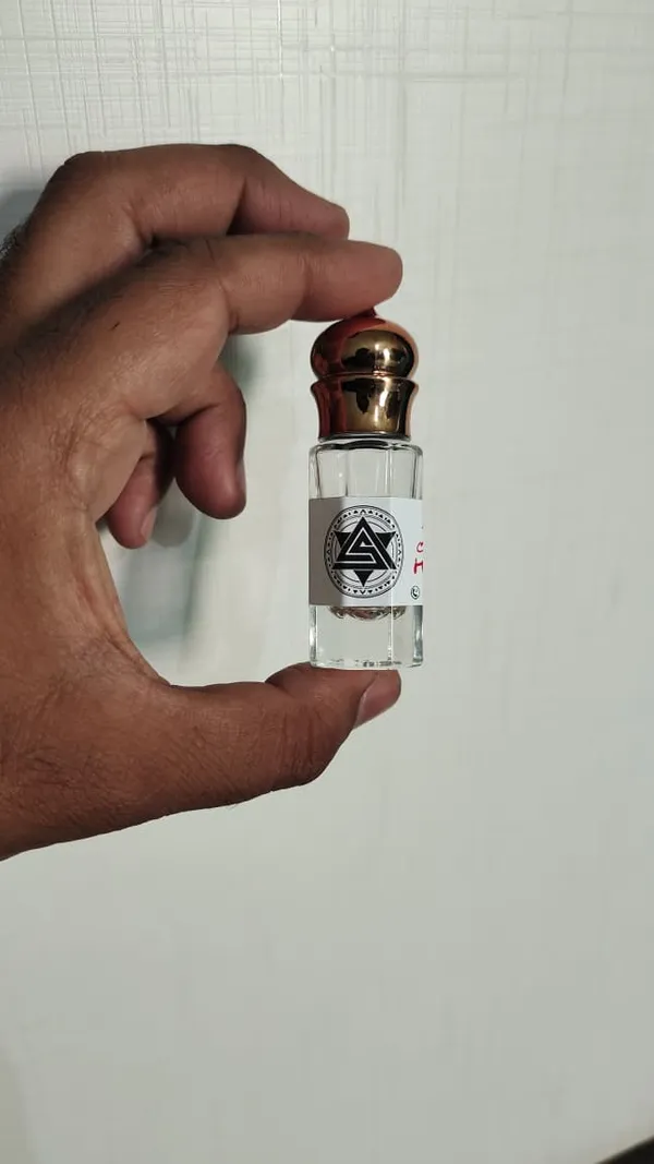 Oud_Hindi_Attar