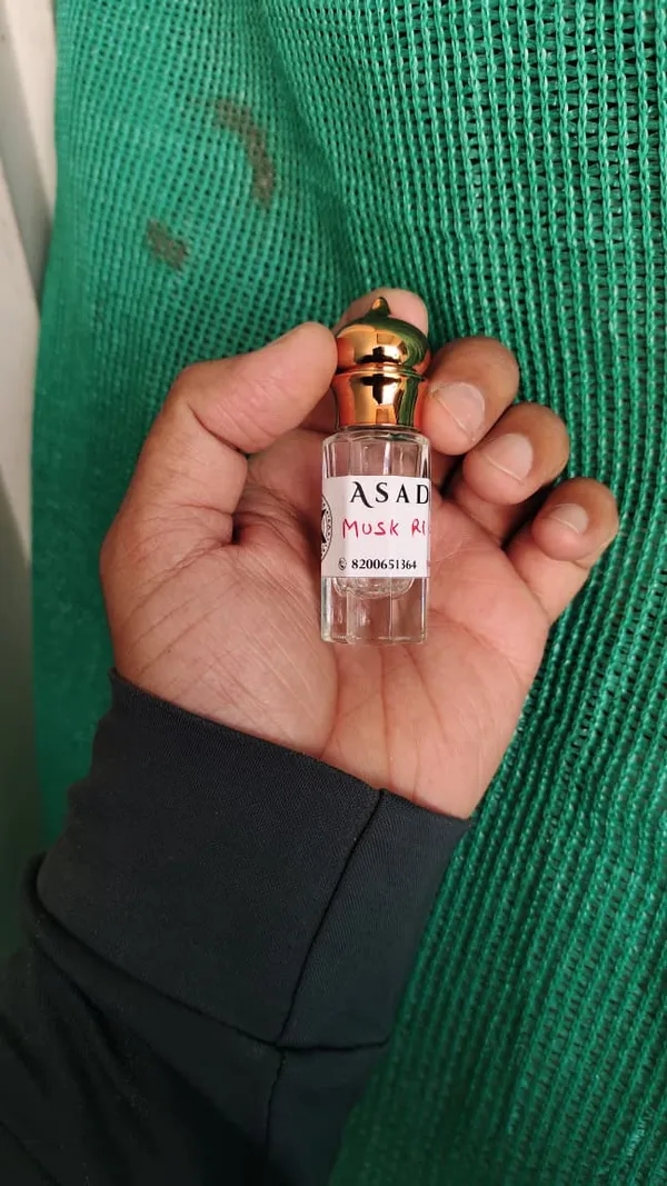 Musk_Rizali_Attar_Premium_Long_Lasting_Fragrance