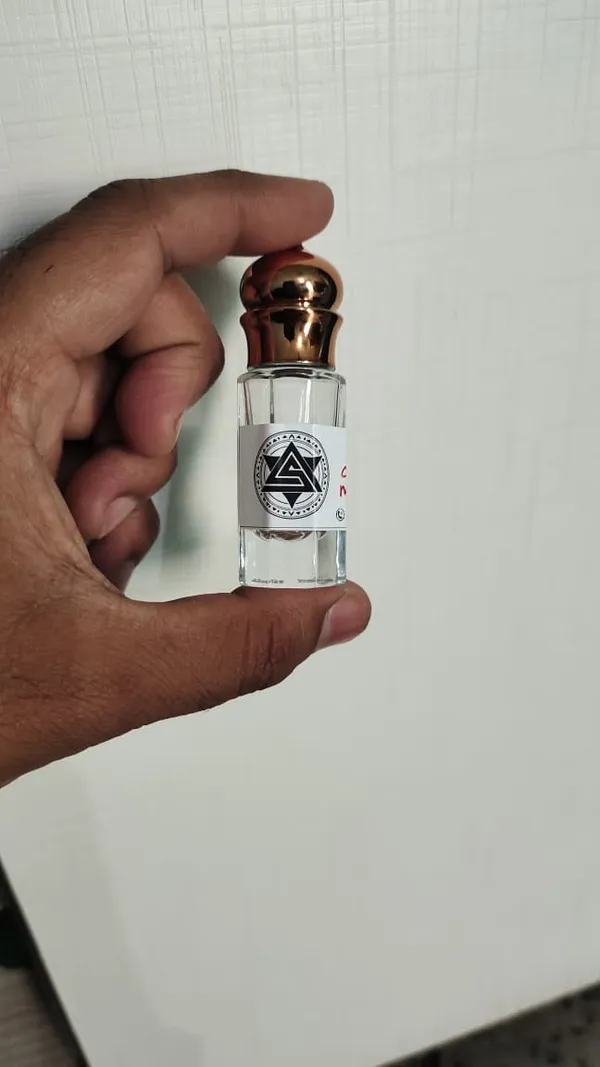 Oud_Mist_Attar