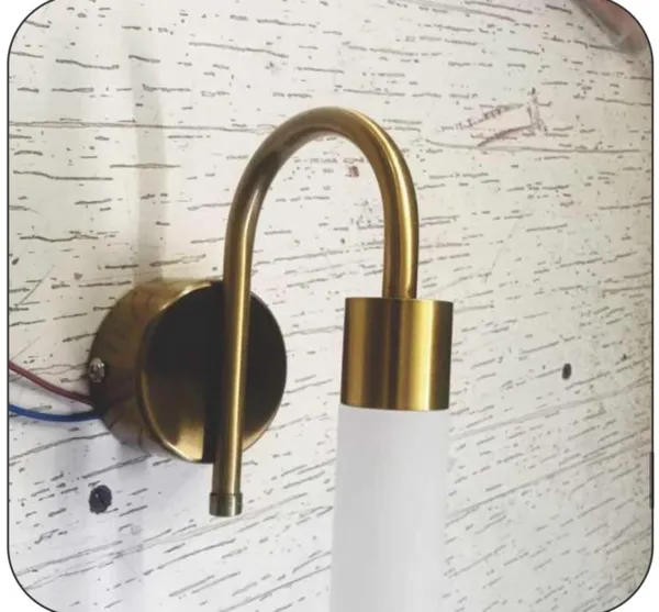 White_And_Golden_Metal_&_Glass_Wall_Sconce_Light_For_Home_Decor
