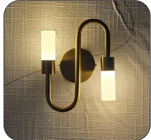 Beige_And_Brass_Metal_Wall_Light_For_Home_Decor