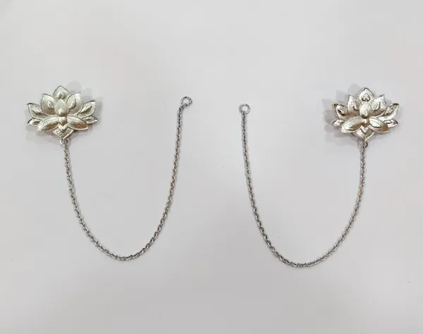 Elegant_Lotus_Flower_Earrings_-_Silver_Tone