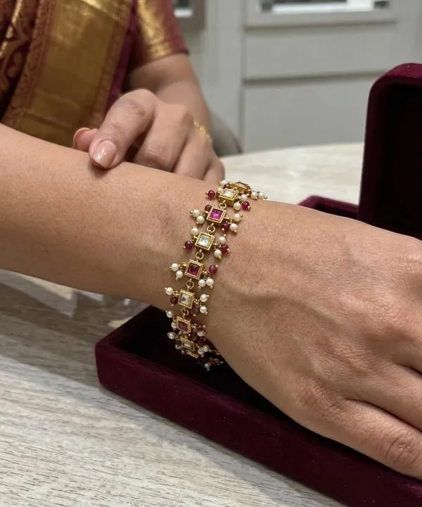 Bracelet