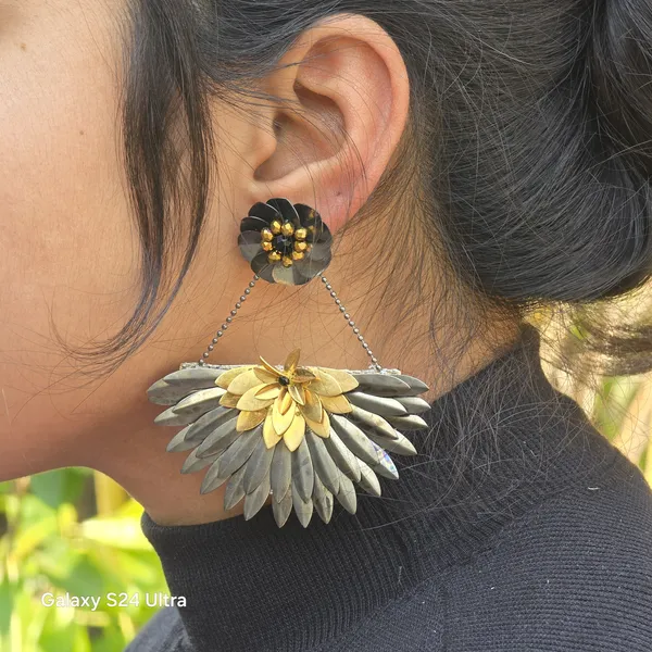 Handcrafted_Floral_Statement_Earrings_With_Chain_Drop_Design