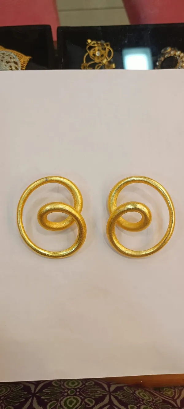 Gold-Toned_Double_Circle_Spiral_Stud_Earrings_For_Women