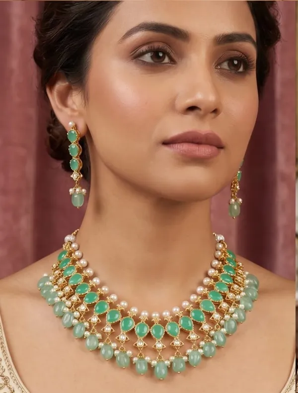 Green_Gold_Plated_Kundan_Pearl_Statement_Necklace_Set_for_Women