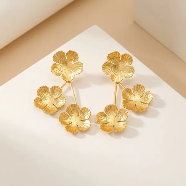 Golden_Floral_Earrings_-_Elegant_3-Petal_Flower_Drop_Dangle_Earrings