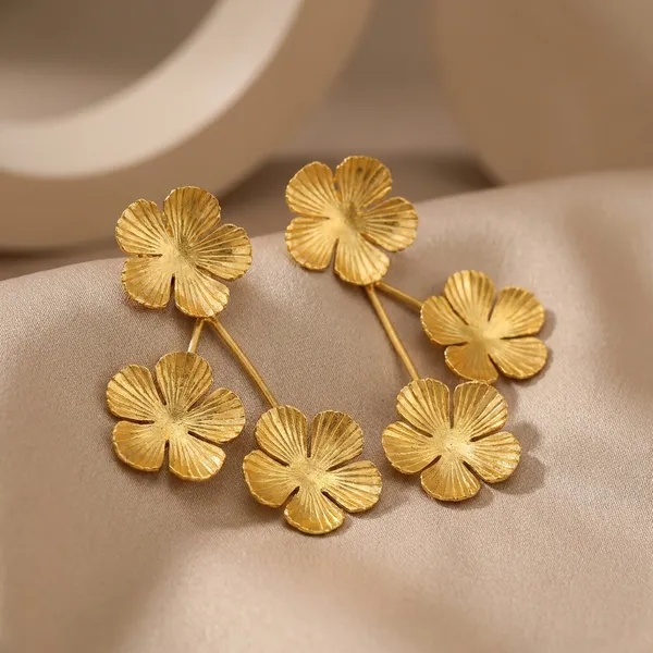 Golden_Floral_Earrings_-_Elegant_3-Petal_Flower_Drop_Dangle_Earrings