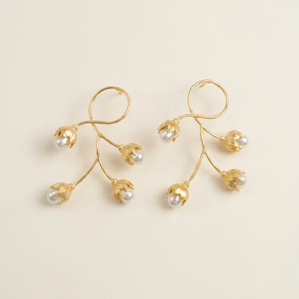 Golden_Pearl_Drop_Floral_Ear_Cuffs