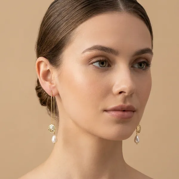 Elegant_Silver-Tone_Chain_Drop_Earrings_With_Pearl_And_Floral_Charm