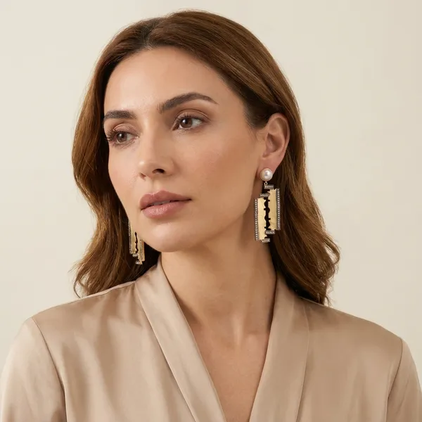 Elegant_Pearl_And_Crystal_Drop_Earrings_With_Yellow_Resin_Bars