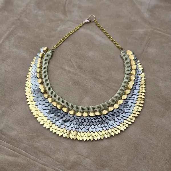 Metallic_Layered_Statement_Necklace_With_Braided_Design