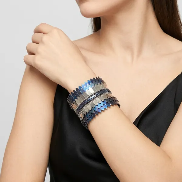 Metallic_Scale_Feather_Design_Bracelet_-_Blue_&_Silver