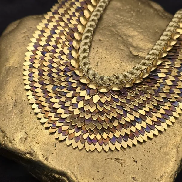 Multi-Layered_Golden_Disc_Statement_Necklace