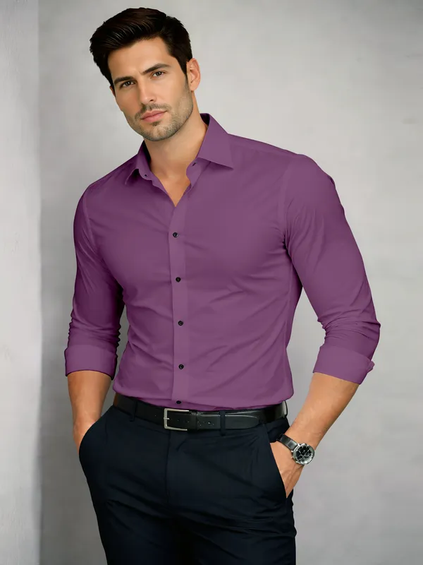 Wine_Cotton_Blend_Slim_Fit_Shirt_Men