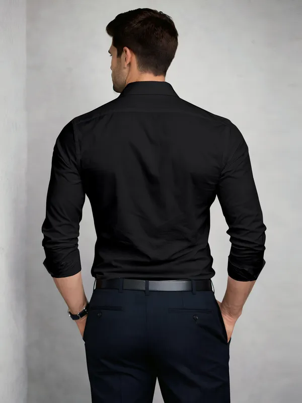 Black_Cotton_Blend_Slim_Fit_Shirt_Men