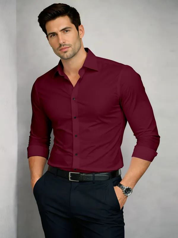 Maroon_Cotton_Blend_Slim_Fit_Shirt_Men