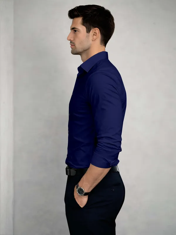 Navy_Blue_Cotton_Blend_Slim_Fit_Shirt_Men
