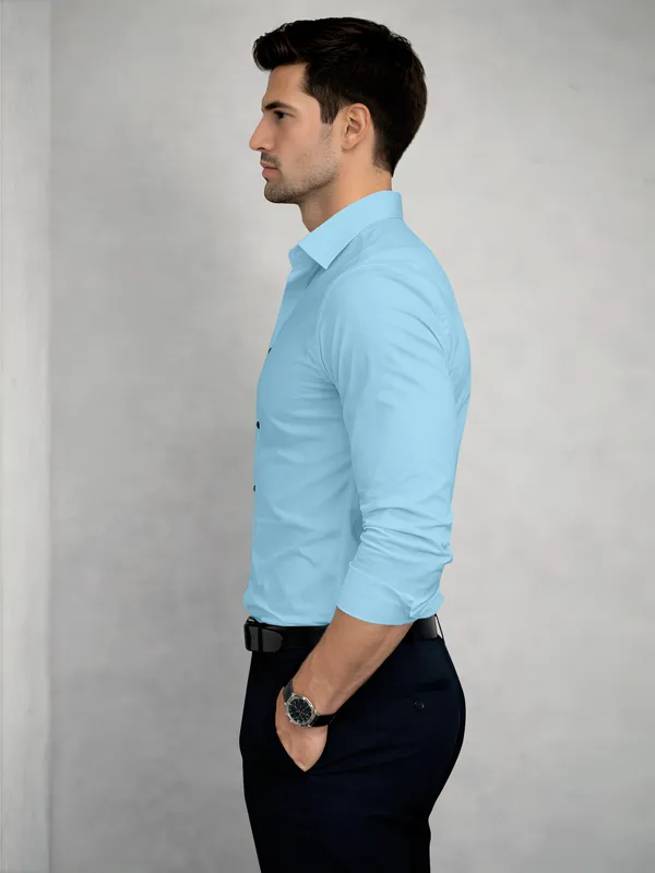 Sky_Blue_Cotton_Blend_Slim_Fit_Shirt_Men