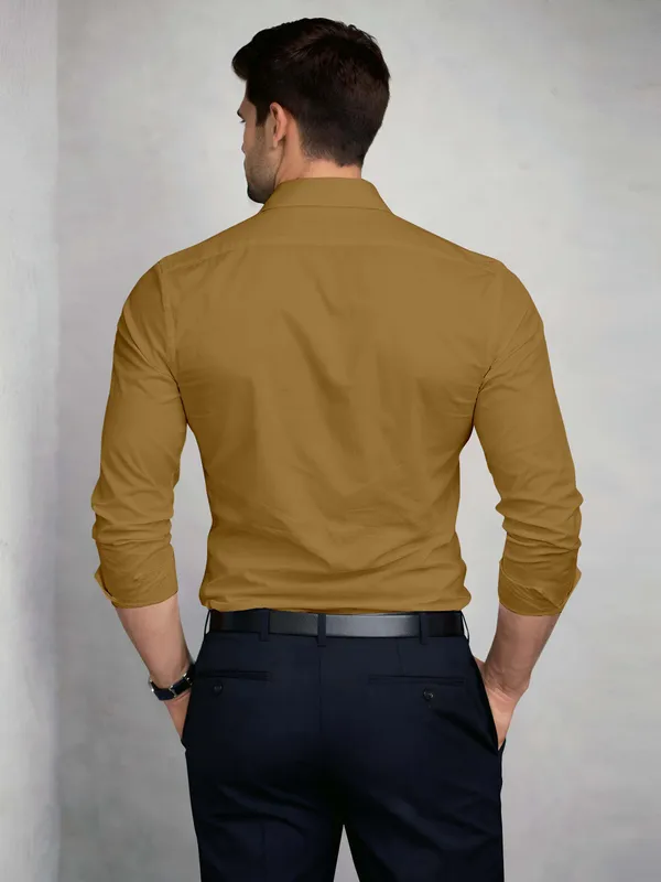 Golden_Yellow_Cotton_Blend_Slim_Fit_Shirt_Men
