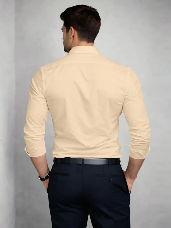 Cream_Cotton_Blend_Slim_Fit_Shirt_Men