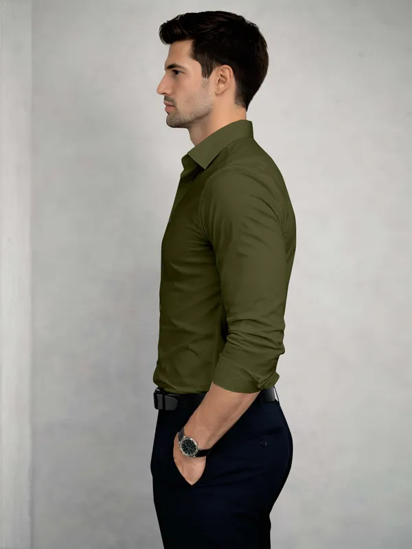 Mehendi_Cotton_Blend_Slim_Fit_Shirt_Men