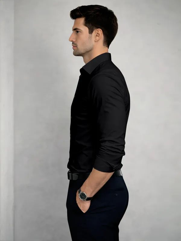 Black_Cotton_Blend_Slim_Fit_Shirt_Men