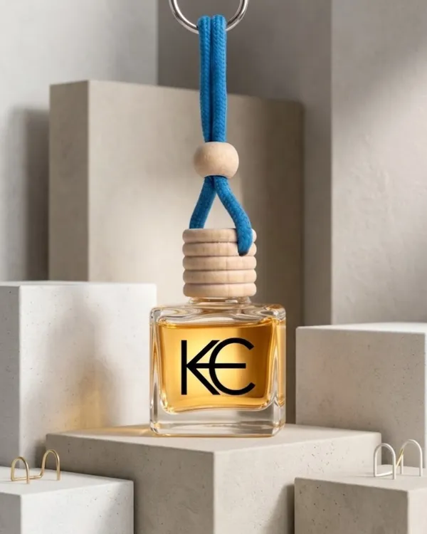 Hanging_Air_Freshener_For_Car_With_Wooden_Ring_Design_And_Blue_Cord
