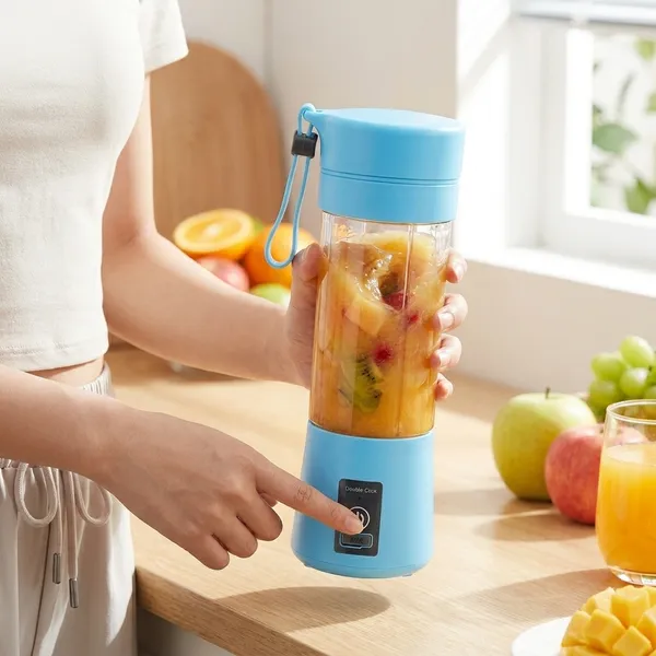 Portable_Juicer_Mixer_Blender_For_Juices_Smoothies_Cold_Coffee_Rechargeable_6_Blade_Smoothie_Maker