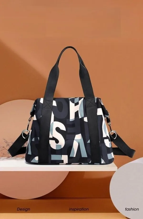 Black_Polyurethane_Zipper_Gym_And_Travel_Duffel_Hand-Carry_Bag_For_Girls