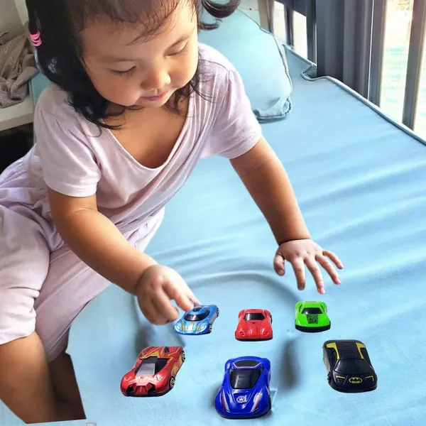 6_Pack_Die_Cast_Metal_Super_Hero_Toy_Cars_Set_Alloy_Push_N_Go_Vehicles,_Mini_Racing_Cars,_Kids_Play_Set,_Die-Cast_Car_Set_Gift_Set_For_Kids