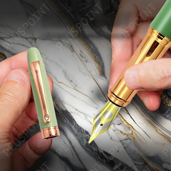 Luxury_Metal_Body_Fountain_Pen_Mat_Green_Finish_Studded_stone_Clip,_Iridium_Nib,_Rose_Gold_Trims