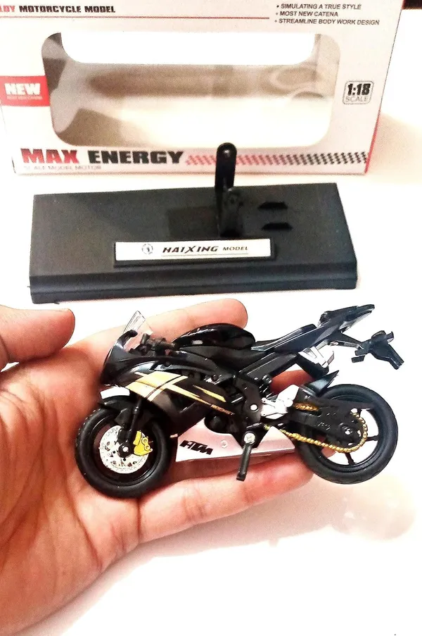 Diecast_Motorcycle_Toy_Bike_Scale_Model_Vehicles_Alloy_Simulation_Superbike_Also_For_Car_Dashboard_Adult_Alloy_Motorbike_Toy_Simulation_Model_Vehicle_Toy_Street_Machine_Kids_Gift