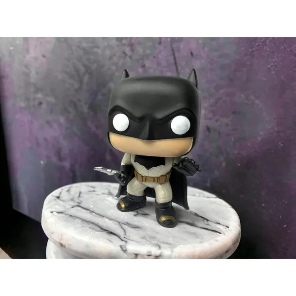 Super_Hero_Anime_Action_Figure_Bobble_Head_For_Car_Dashboard_Office_&_Study_Table_Decoration_For_Everyone_Collectible_Bobblehead_Statue_Birthday_Or_Him_10Cm_Tall_(Bat)