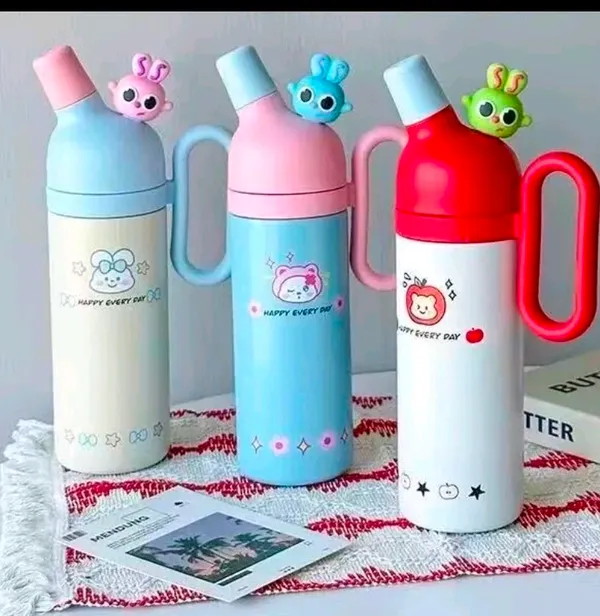 Happy_Bunny_Water_Bottle_With_Topper