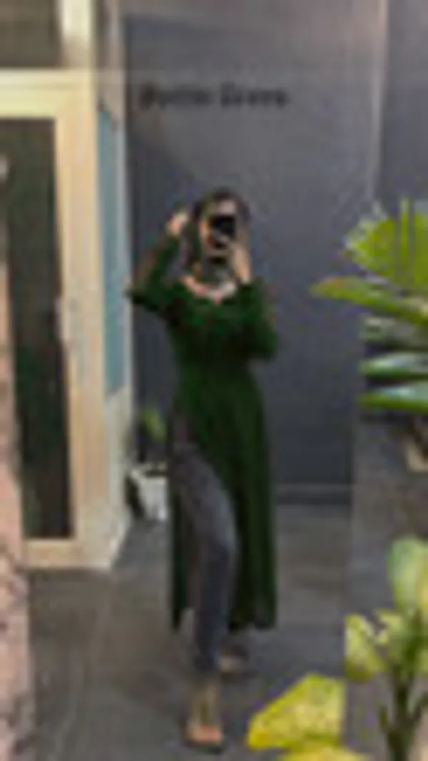 Purimaa_Women_Solid_Georgette_Flared_Kurta_Dark_Green