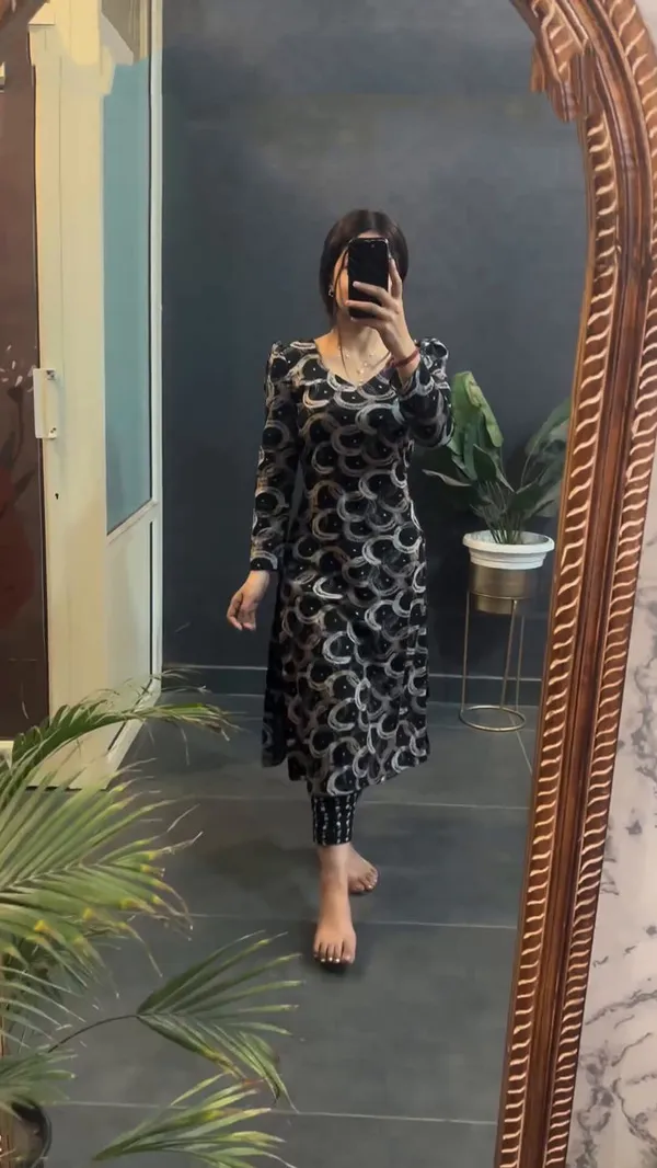 Printed_Georgette_A_Line_Kurta