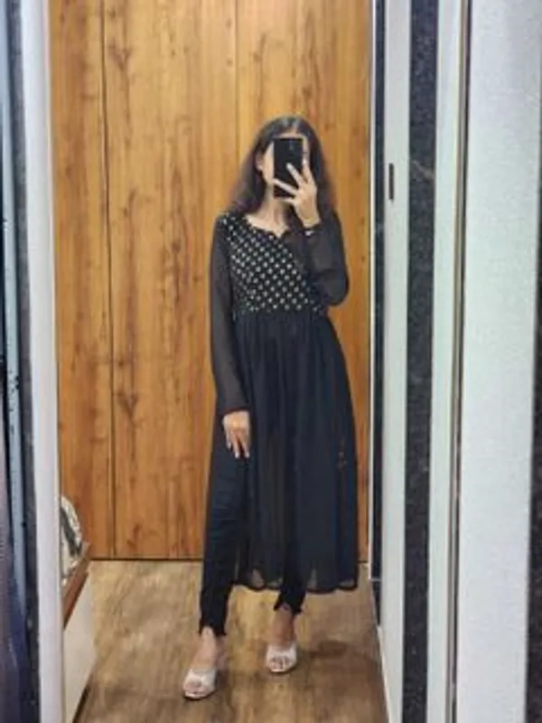 Polka_Print_Georgette_Flared_Kurta