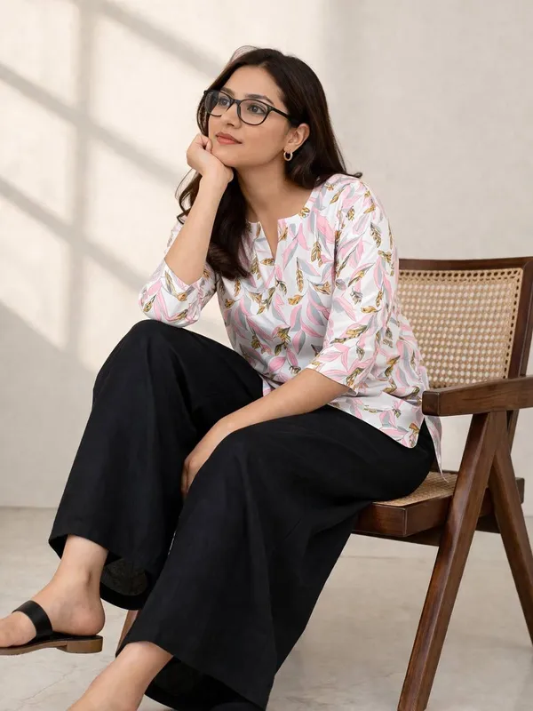 White_And_Black_Rayon_Printed_Top_And_Pants_Set_For_Women