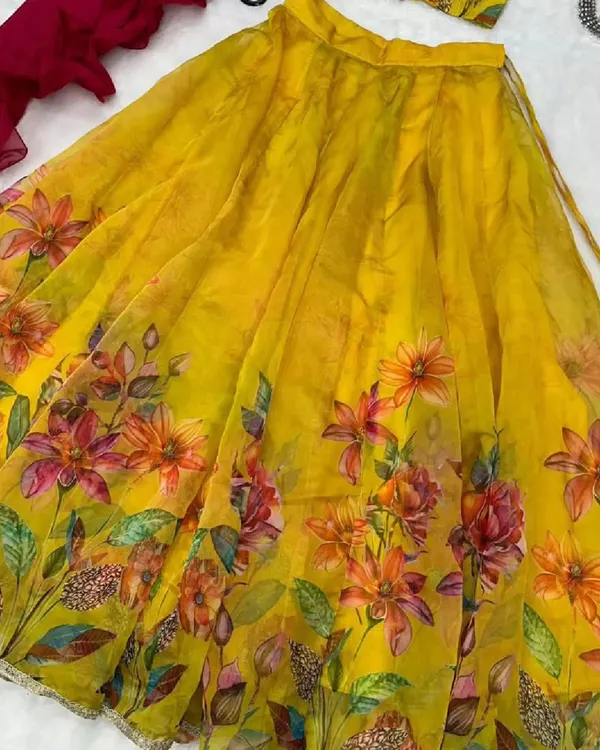 Yellow_Floral_Print_Semi_Stitched_Lehenga_Choli_Yellow