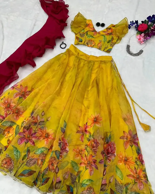 Yellow_Floral_Print_Semi_Stitched_Lehenga_Choli_Yellow
