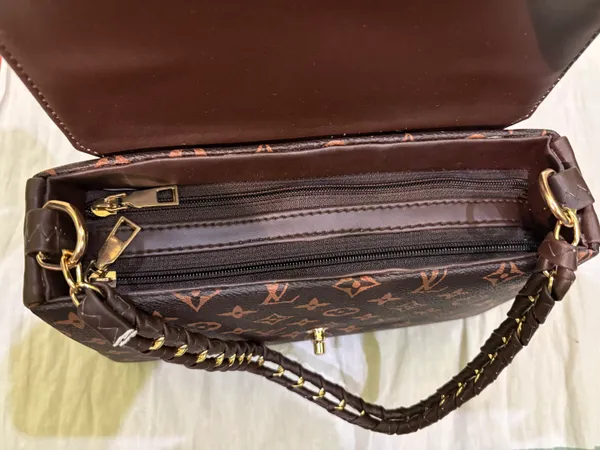 Nova_Designer_Monogram_Sling_Bag_With_Quilted_Flap_And_Chain_Strap