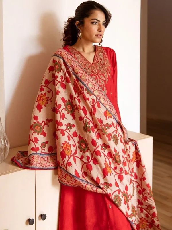 Red_Embroidered_Kurta_Set_With_Floral_Dupatta